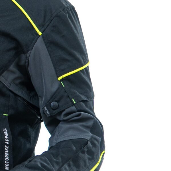 CAMPERA STAV CORE SPORT NEGRA FLUOR