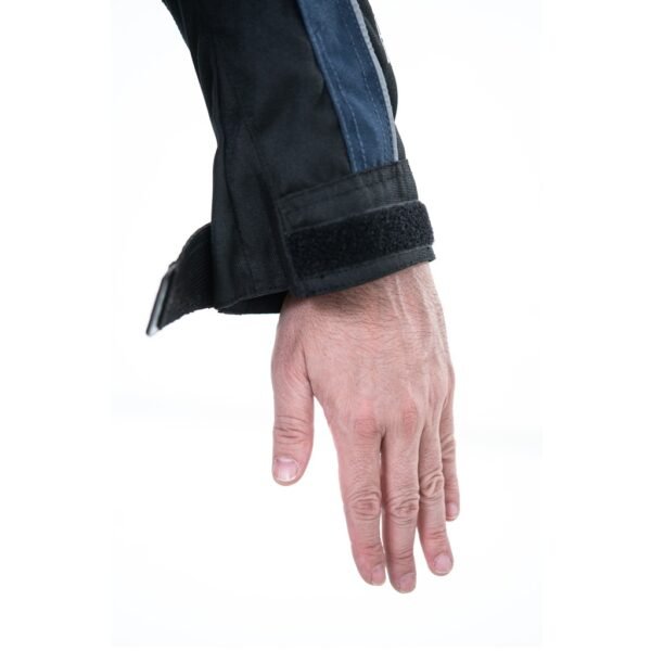 STAV CORE CITY CORDURA CORTA URBANA AZUL Y NEGRA