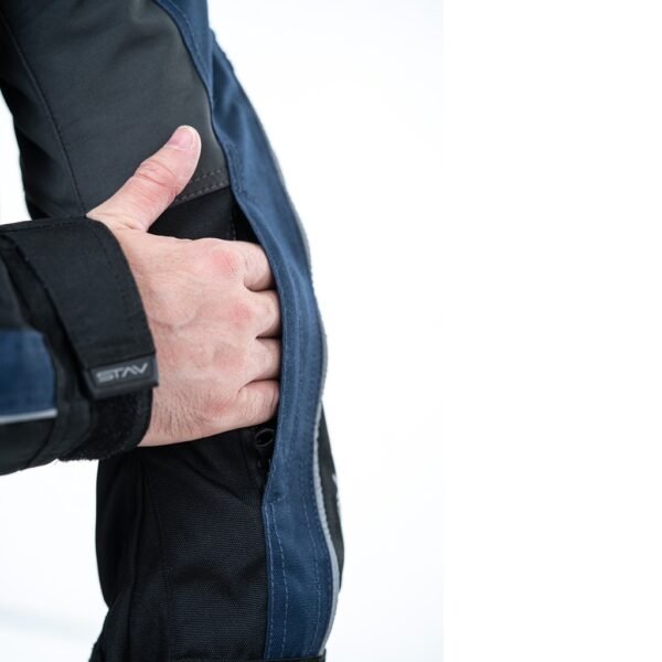 STAV CORE CITY CORDURA CORTA URBANA AZUL Y NEGRA