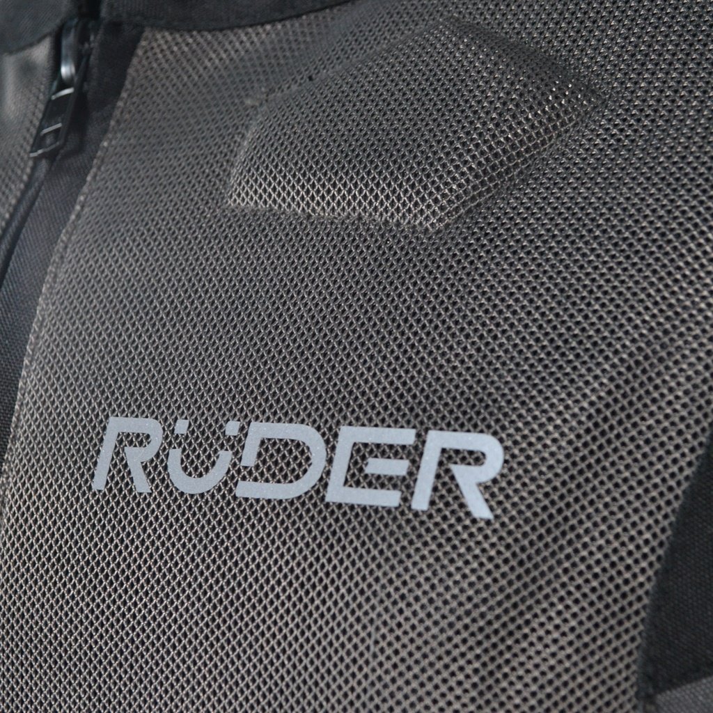 CAMPERA RUDER KOSMOS CORTA NEGRO Y AMARILLO